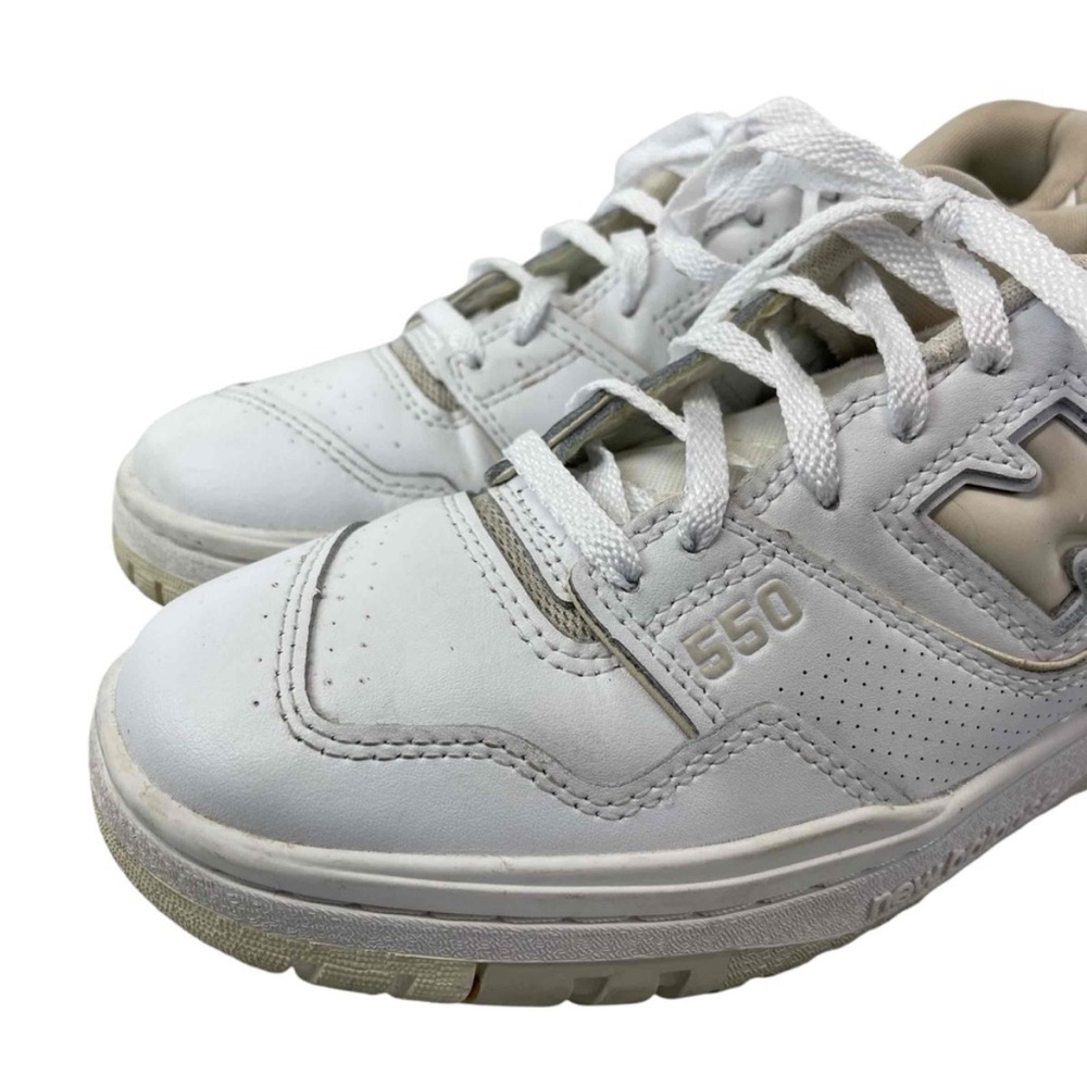 New Balance Women's 7 Sneakers - Picture 3 of 12